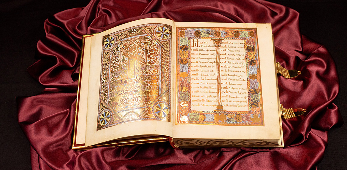 Wie entstanden Bücher im Mittelalter?