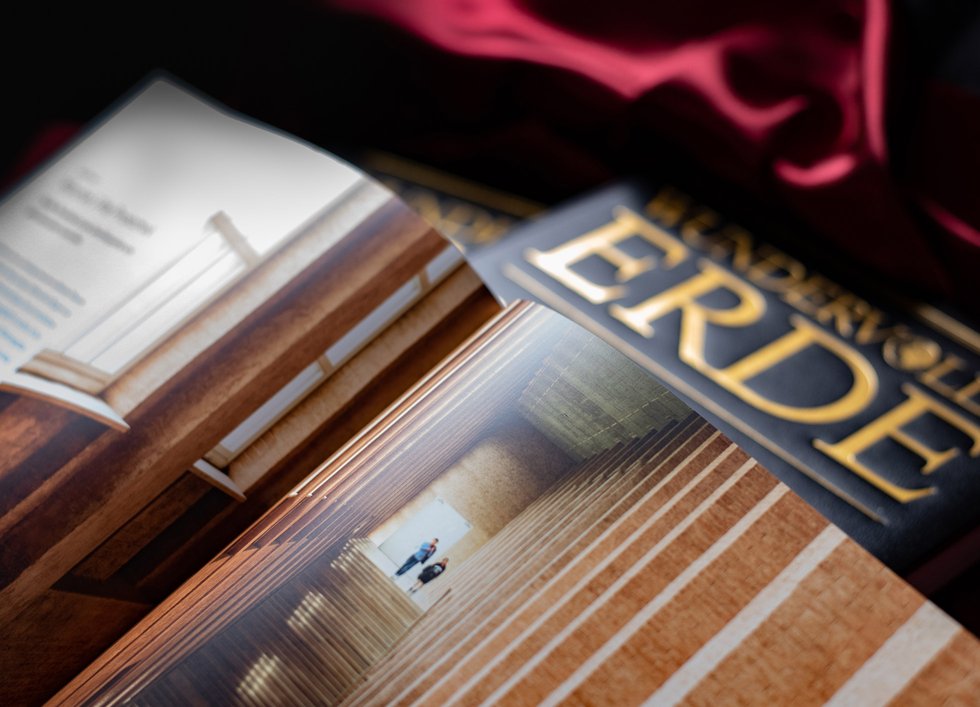 offenes Buch - Wundervoller Planet