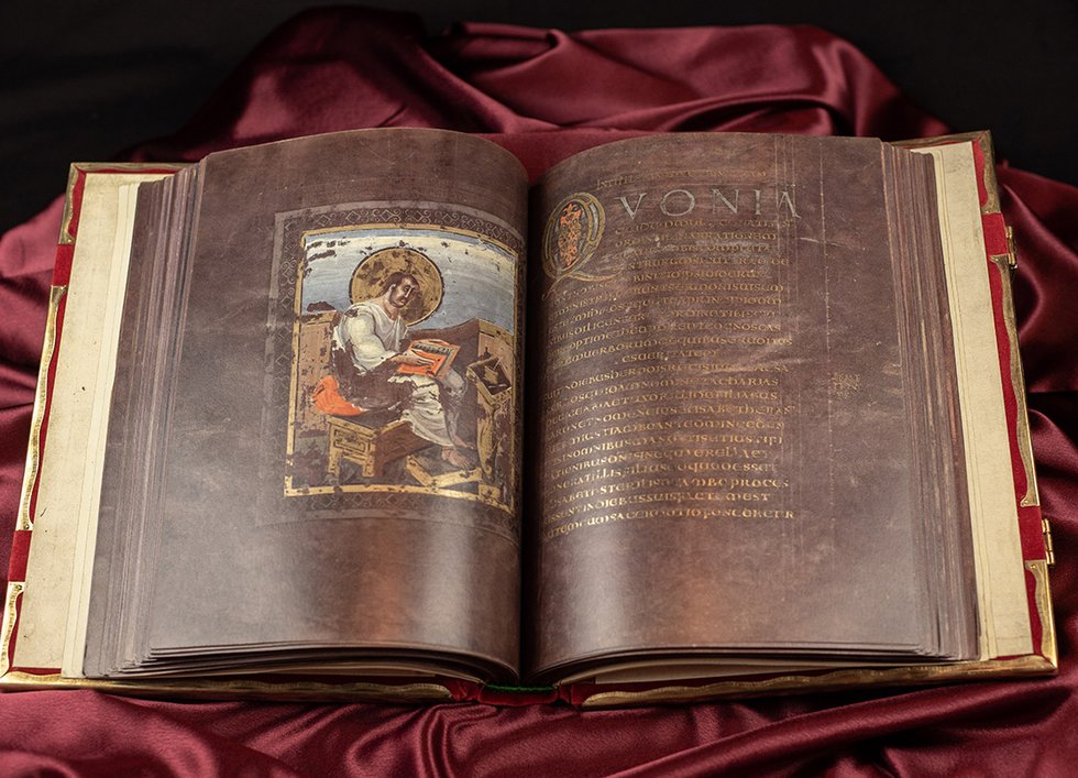 Das Krönungsevangeliar des Heiligen Römischen Reiches