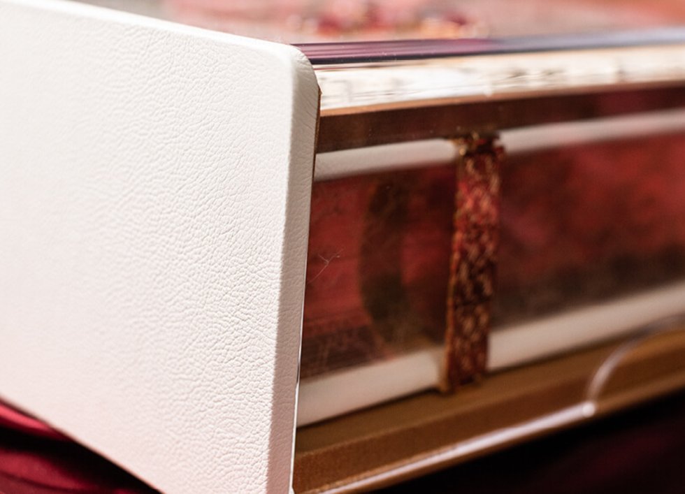Luxusbibel Kassette